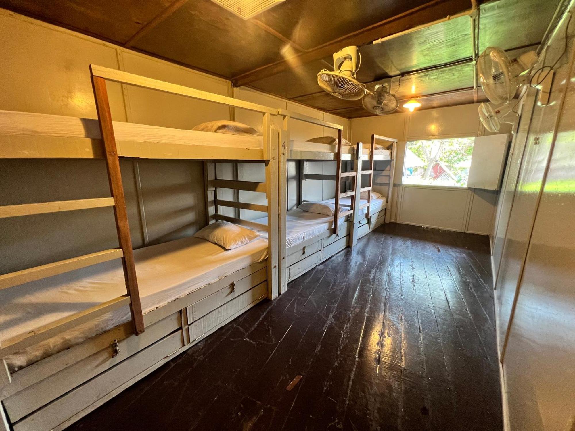 פרהנטיאן איילנד Ohlala Guesthouse מראה חיצוני תמונה