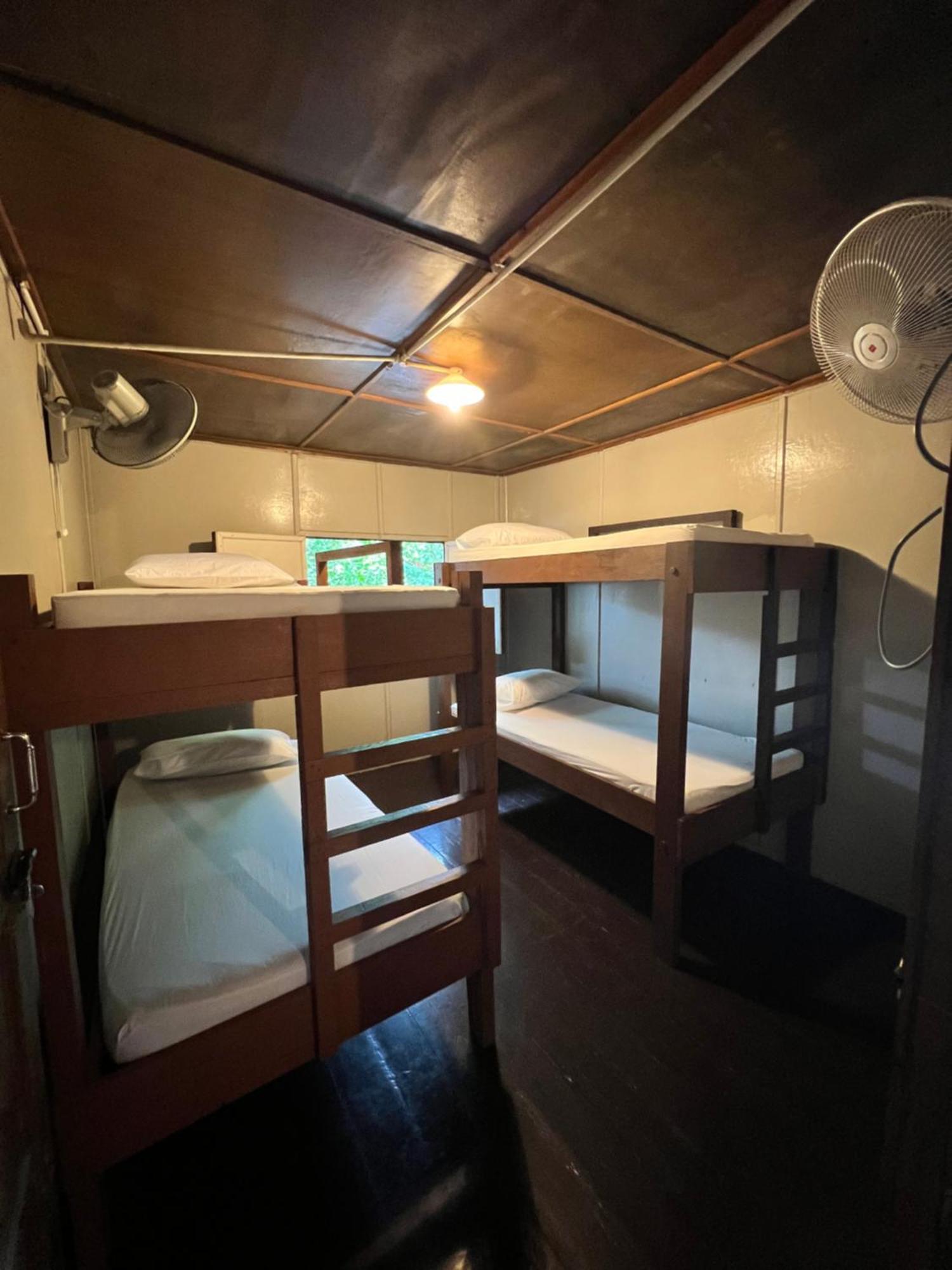 פרהנטיאן איילנד Ohlala Guesthouse מראה חיצוני תמונה